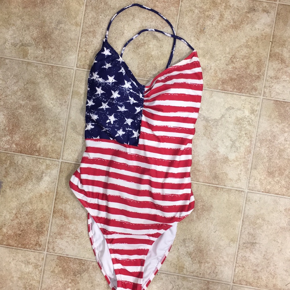 One piece swim